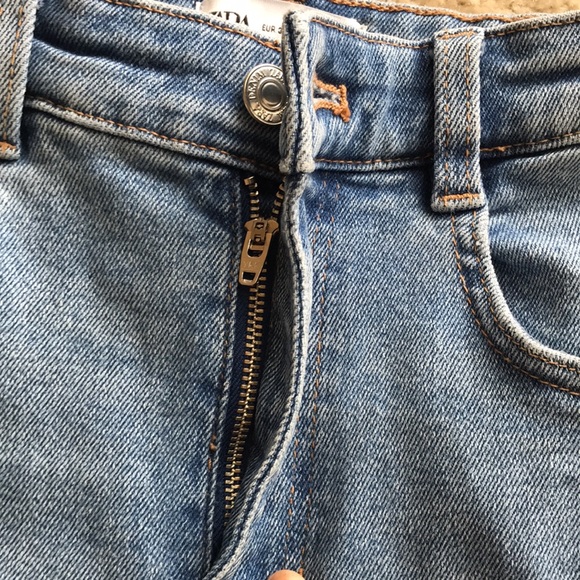 Zara skinny light washed denim size 4 - Picture 3 of 7